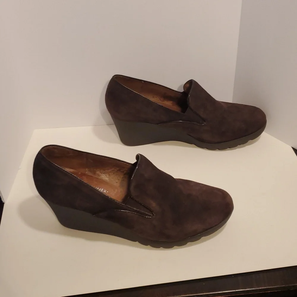 Donald J Pliner Melia Suede Wedges In Brown Size 9M